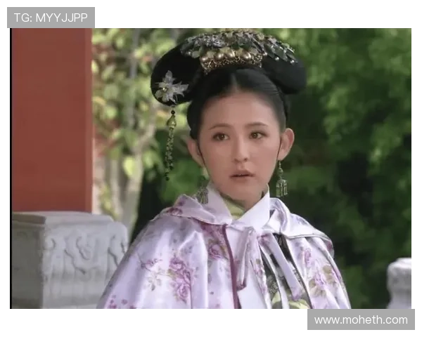 《甄嬛传》10个隐忍的眼神，她才是后宫最狠的女人